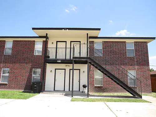 2014 Cedarhill Dr Photo 1