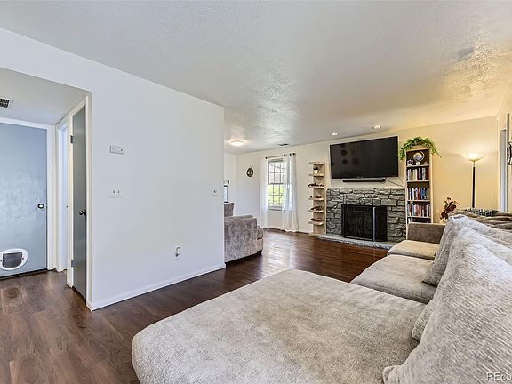 5th image of 15491 E Wyoming Drive #E