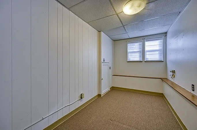467 Dixon St #1A — Photo 3