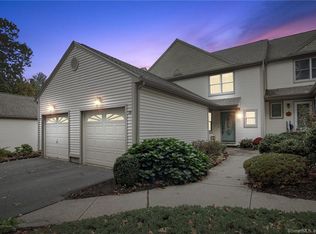 245 Berlin Ave APT 18, Southington, CT 06489