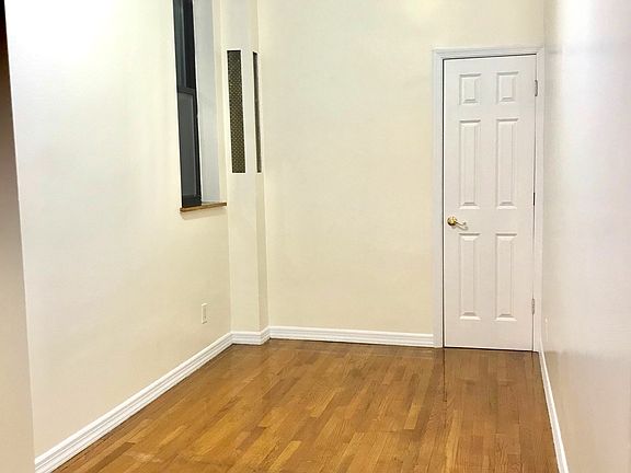4th image of 408 W 51st St APT 103