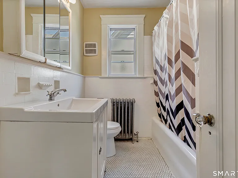 326 W Rock Ave #2 — Photo 13