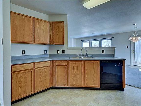 5th image of 6245 Looking Glass Ln