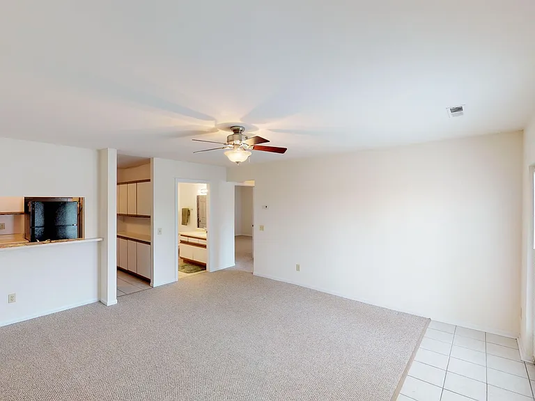 Muirfield Apartments — Photo 38
