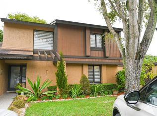 12701 SW 68th Ter, Miami, FL 33183