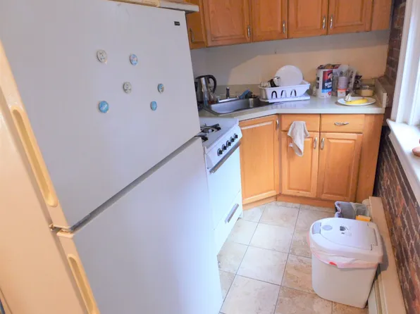 398 Marlborough St APT 2, Boston, MA 02115