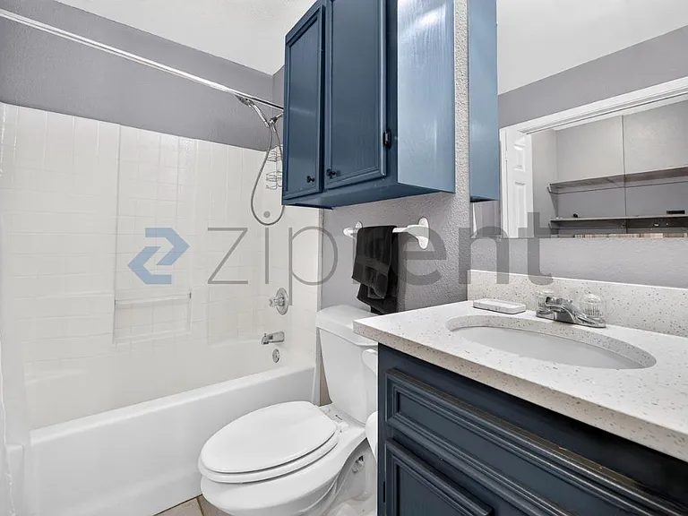 940 Chase St — Photo 28