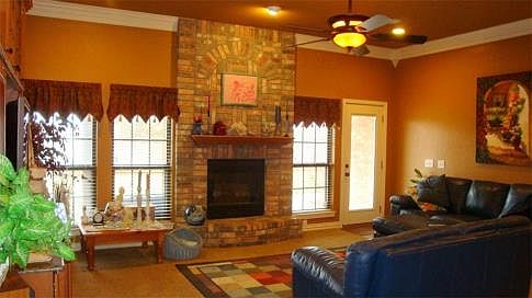 2nd image of 4142 Candlewood Cir