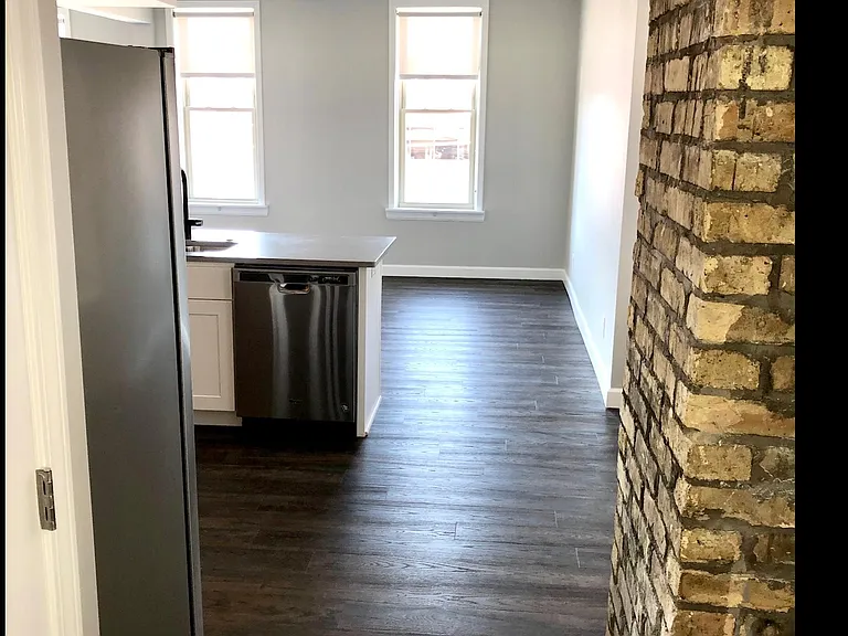 920 S 2nd St #2 — Photo 9