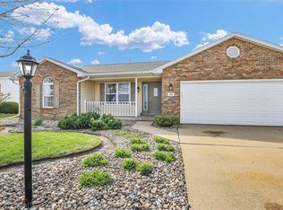 609 Pheasant Run Rd, Tuscola, IL 61953