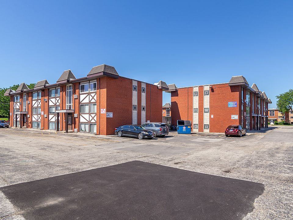 1st image of 9514 Glenlake Ave APT 225