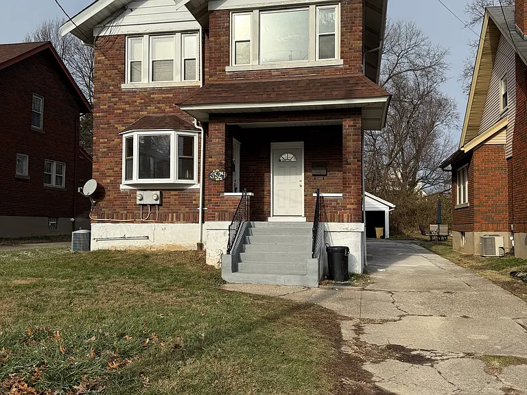 3524 Saint Martins Pl #1 — Photo 17