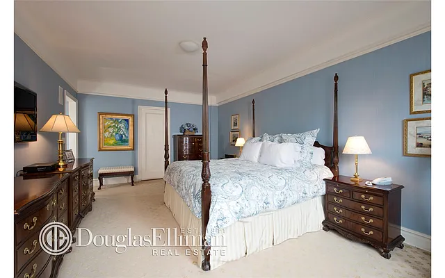 Sold by Douglas Elliman | media 31