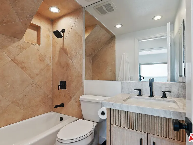 11874 Beach Club Way — Photo 38