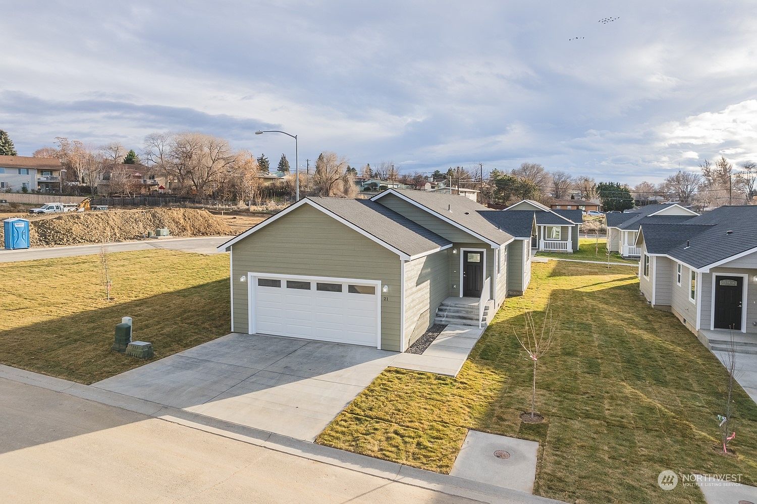 123 E 9th Avenue UNIT 52, Moses Lake, WA 98837 | Zillow