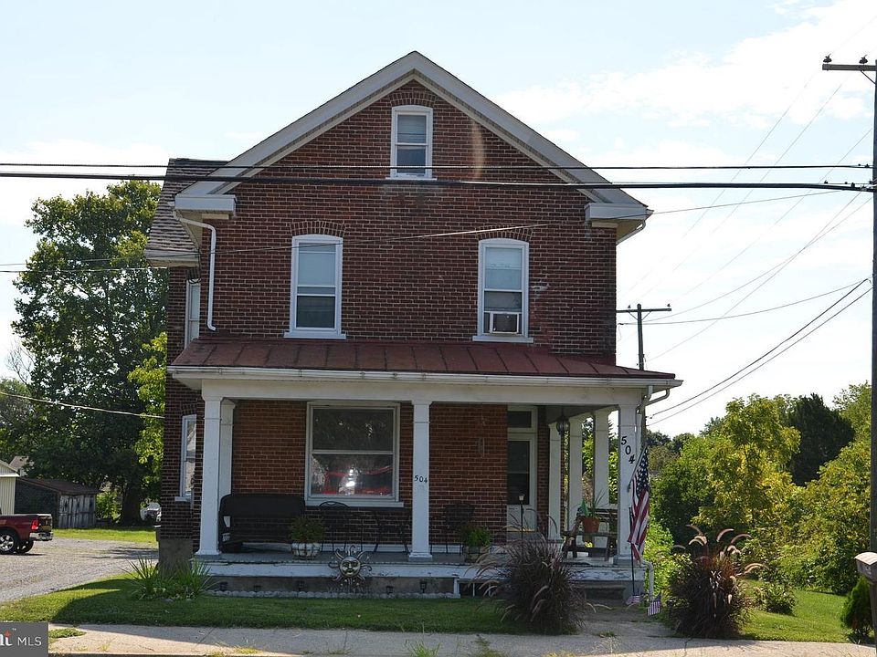1st image of 504 Main St