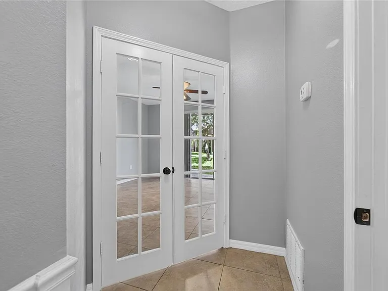 3186 Bayshore Oaks Dr — Photo 10