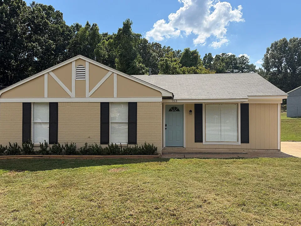753 Honduras Rd