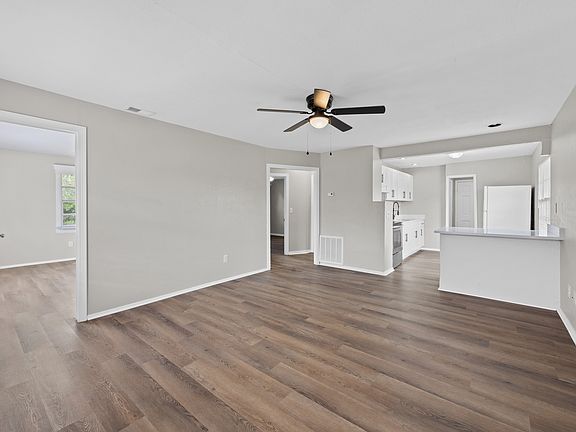 2nd image of 2501 Leeland Heights Blvd