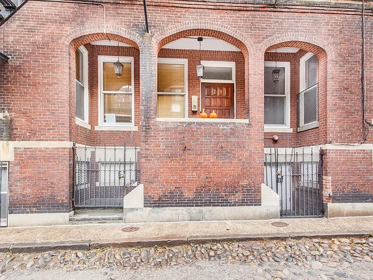 29 Fayette St #12 — Photo 15