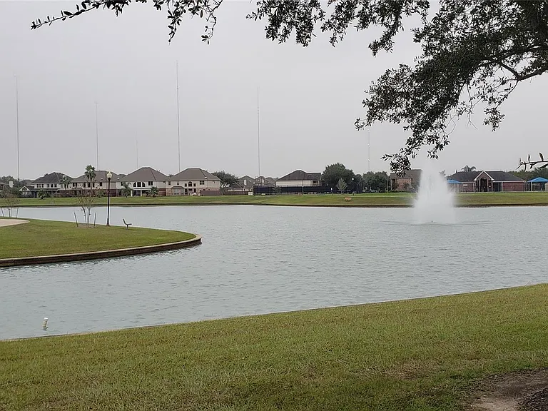 2702 Golden Hills Ct — Photo 1