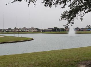 2702 Golden Hills Ct, Fresno, TX 77545