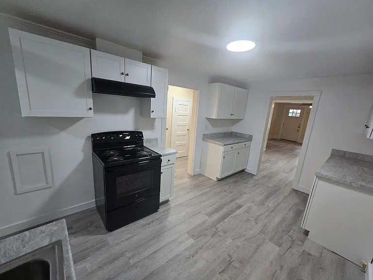 207 Chestnut St — Photo 3