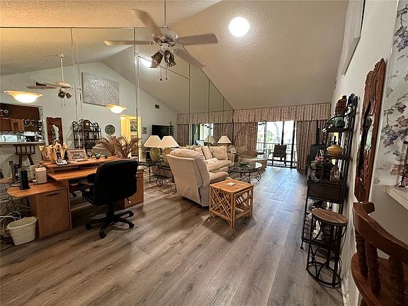 5th image of 1647 Brookhouse Ct #246