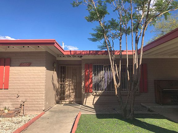 3rd image of 5455 S Camino De La Tierra