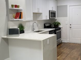 5034 N Washtenaw, Chicago, IL 60625
