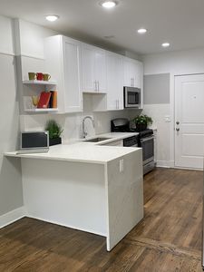 5034 N Washtenaw, Chicago, IL, 60625