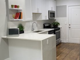 5005 N Harding Ave, Chicago, IL