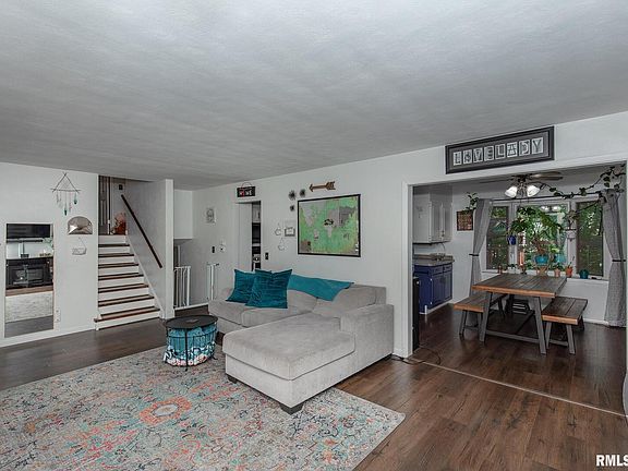 4th image of 3684 8th Street Ct