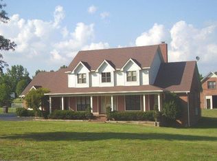 970 Burrow Cemetery Dr, Arlington, TN 38002