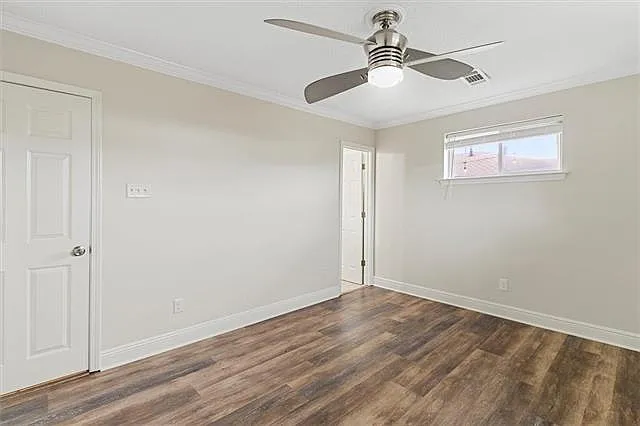 2716 N Sibley St — Photo 12