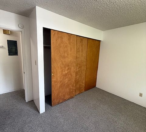 5th image of 1018 W 8th Ave #7