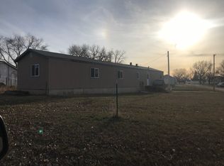 403 B St, Scobey, MT 59263