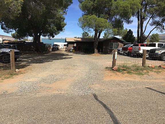 2nd image of 11290 E Circle Dr