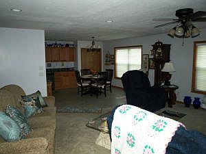 5th image of 2130 Baird Ave