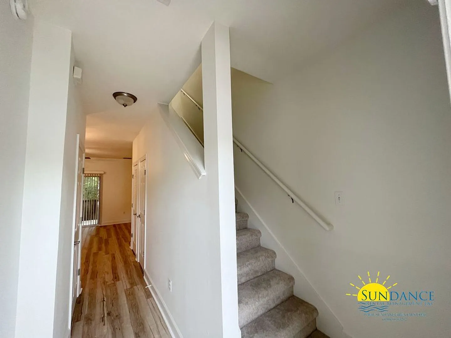 Great 2 Bedroom Townhouse in The Palms of Freeport! — Photo 3