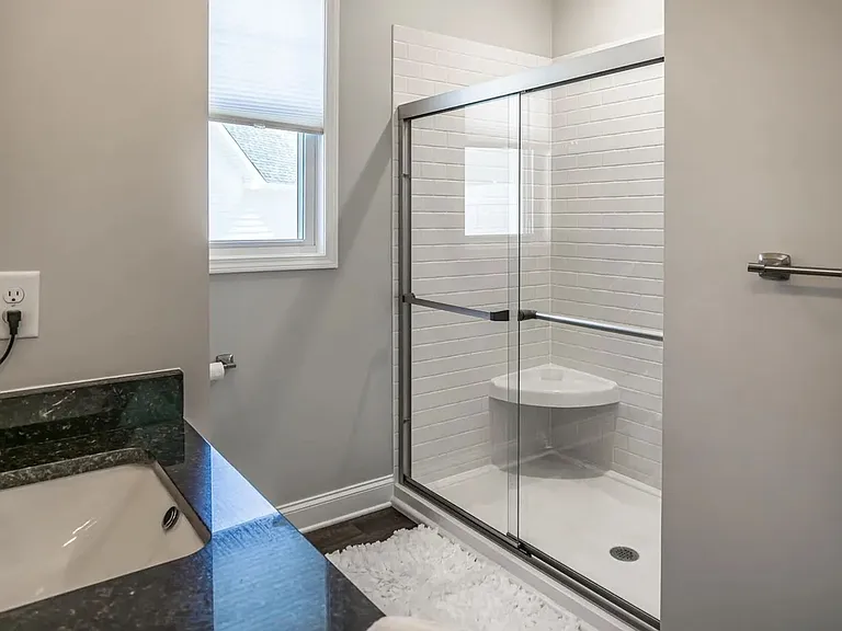 515 Villa Ln — Photo 18