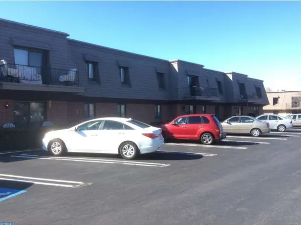 1801 Cambridge Ave APT C19, Wyomissing, PA 19610