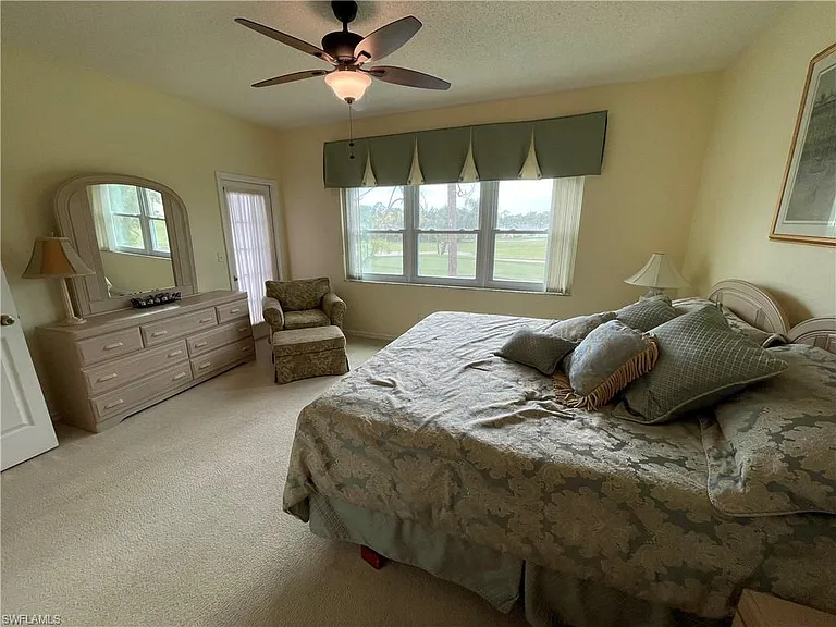 1070 Woodshire Ln #E204 — Photo 15