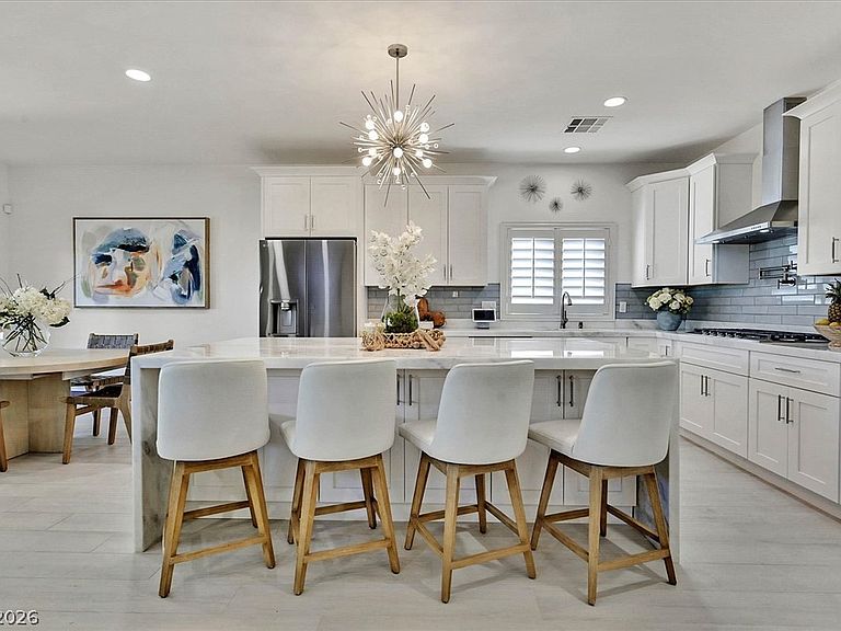 2766 Grande Valley Dr, Las Vegas, NV