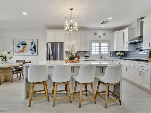 2766 Grande Valley Dr, Las Vegas, NV 89135
