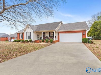 208 Rindon Ln, Hazel Green, AL, 35750