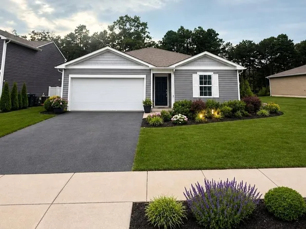 7 Pin Oak Dr, Mays Landing, NJ 08330