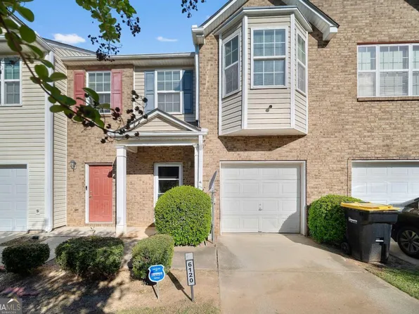 6120 Capitol Knl, Fairburn, GA 30213