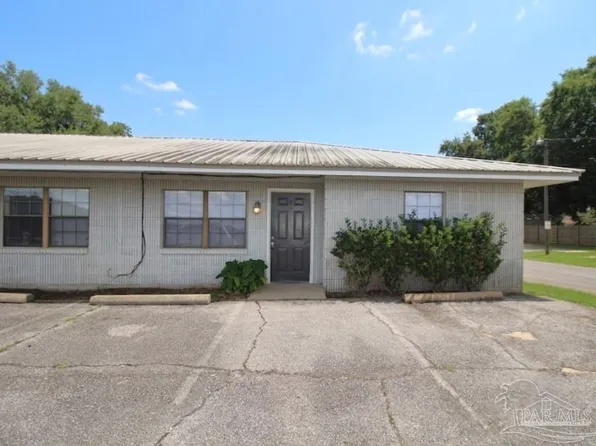 4964 W Spencer Field Rd, Milton, FL 32571