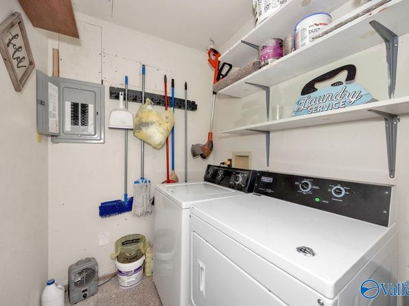 huntsville-alabama-92132369 picture